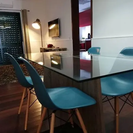 Daire Azores Pedra - T0 E T1 Ponta Delgada