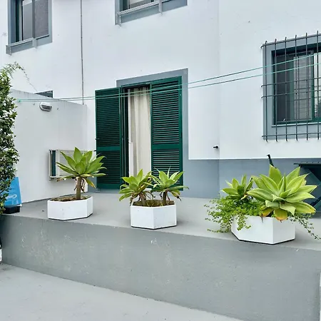 Azores Pedra - T0 E T1 Ponta Delgada