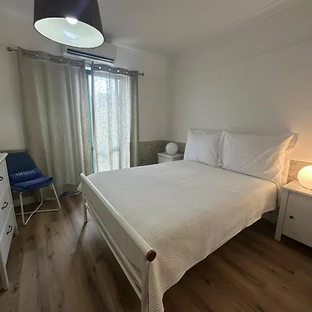 Azores Pedra - T0 E T1 Daire Ponta Delgada