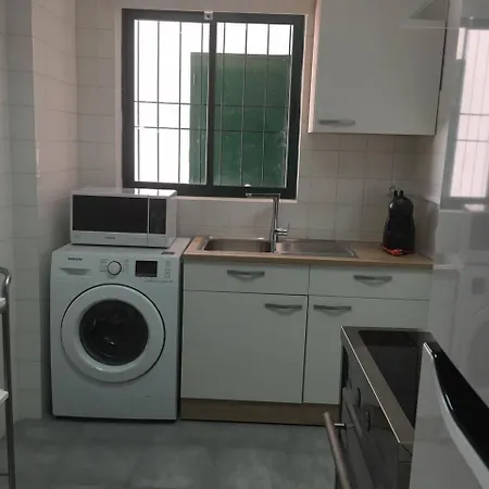 Azores Pedra - T0 E T1 Daire *