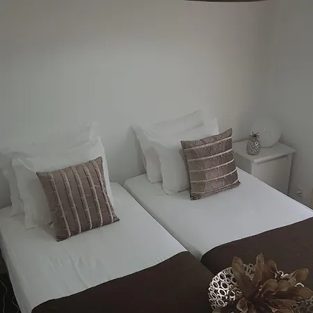 Azores Pedra - T0 E T1 דירה