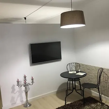 Azores Pedra - T0 E T1 דירה Ponta Delgada