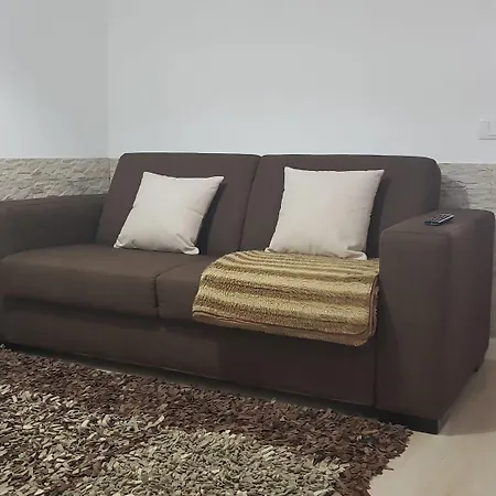 Azores Pedra - T0 E T1 דירה *