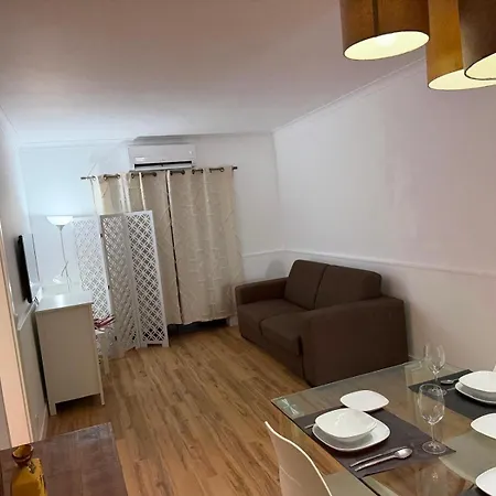 Azores Pedra - T0 E T1 דירה *