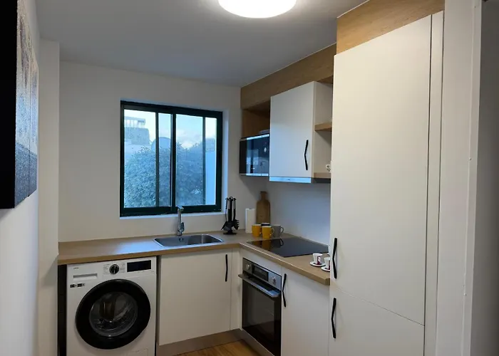 Pedra Ponta Delgada (Sao Miguel)