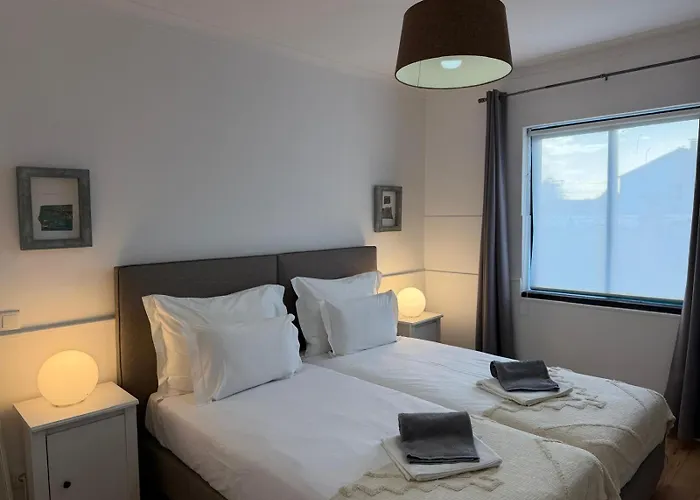 Pedra Ponta Delgada (Sao Miguel)